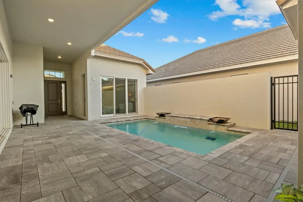 168 Hampton Loop Davenport FL 33837