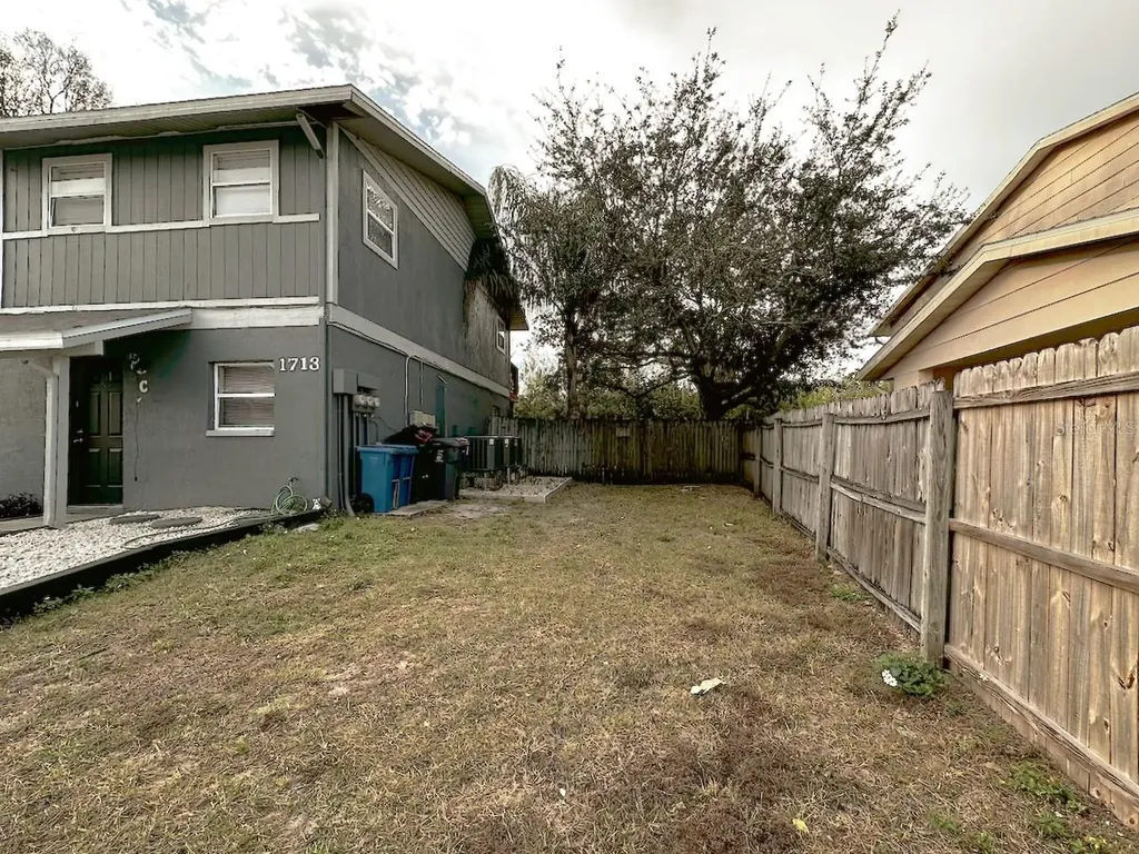 1713 Azalea Court Oldsmar FL 34677