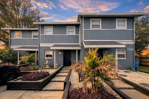 1713 Azalea Court Oldsmar FL 34677