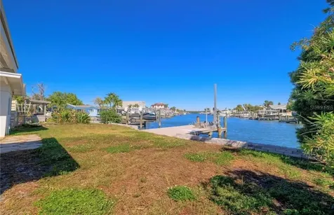 17611 1st Street E Redington Shores FL 33708