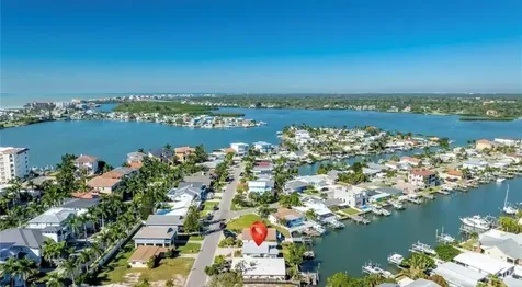 17611 1st Street E Redington Shores FL 33708