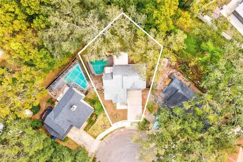 1303 W Carissa Court Tampa FL 33604