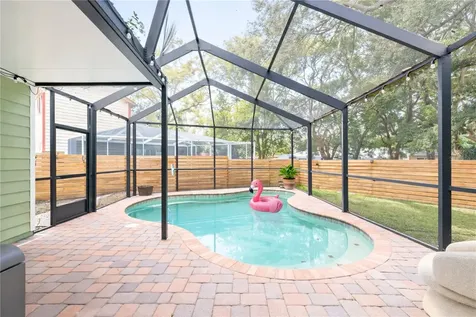 1303 W Carissa Court Tampa FL 33604
