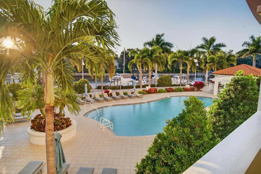 1325 Snell Isle Boulevard NE St Petersburg FL 33704