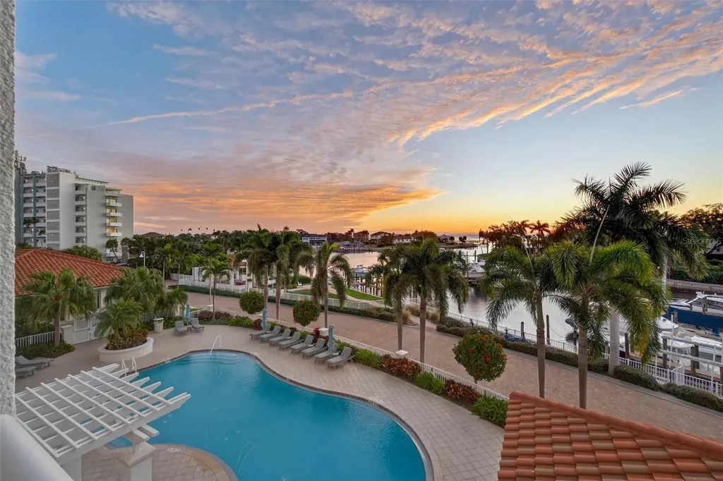 1325 Snell Isle Boulevard NE St Petersburg FL 33704