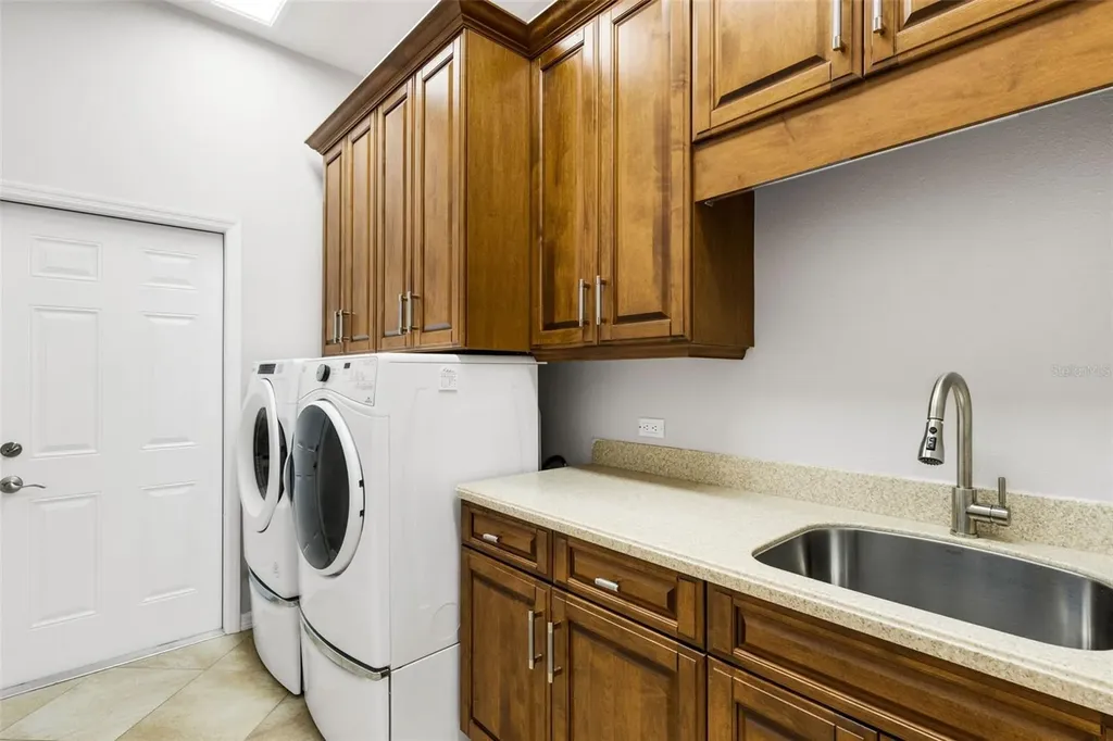 3194 Charles Macdonald Drive Sarasota FL 34240
