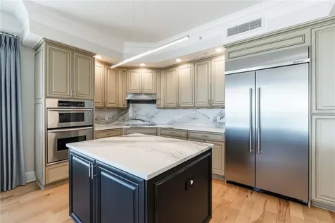 11 Baymont Street Clearwater Beach FL 33767