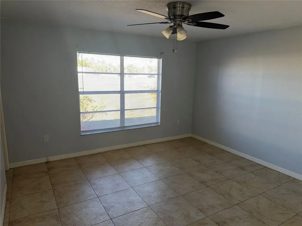 327 E Dundee Drive Poinciana FL 34759