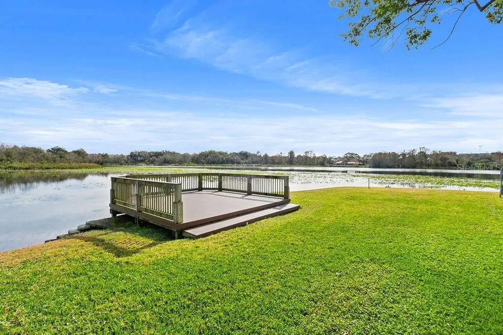 185 Pearl Lake Causeway Altamonte Springs FL 32714