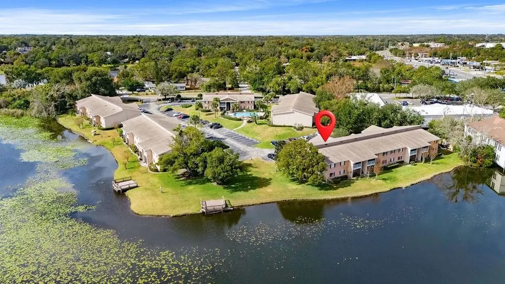 185 Pearl Lake Causeway Altamonte Springs FL 32714