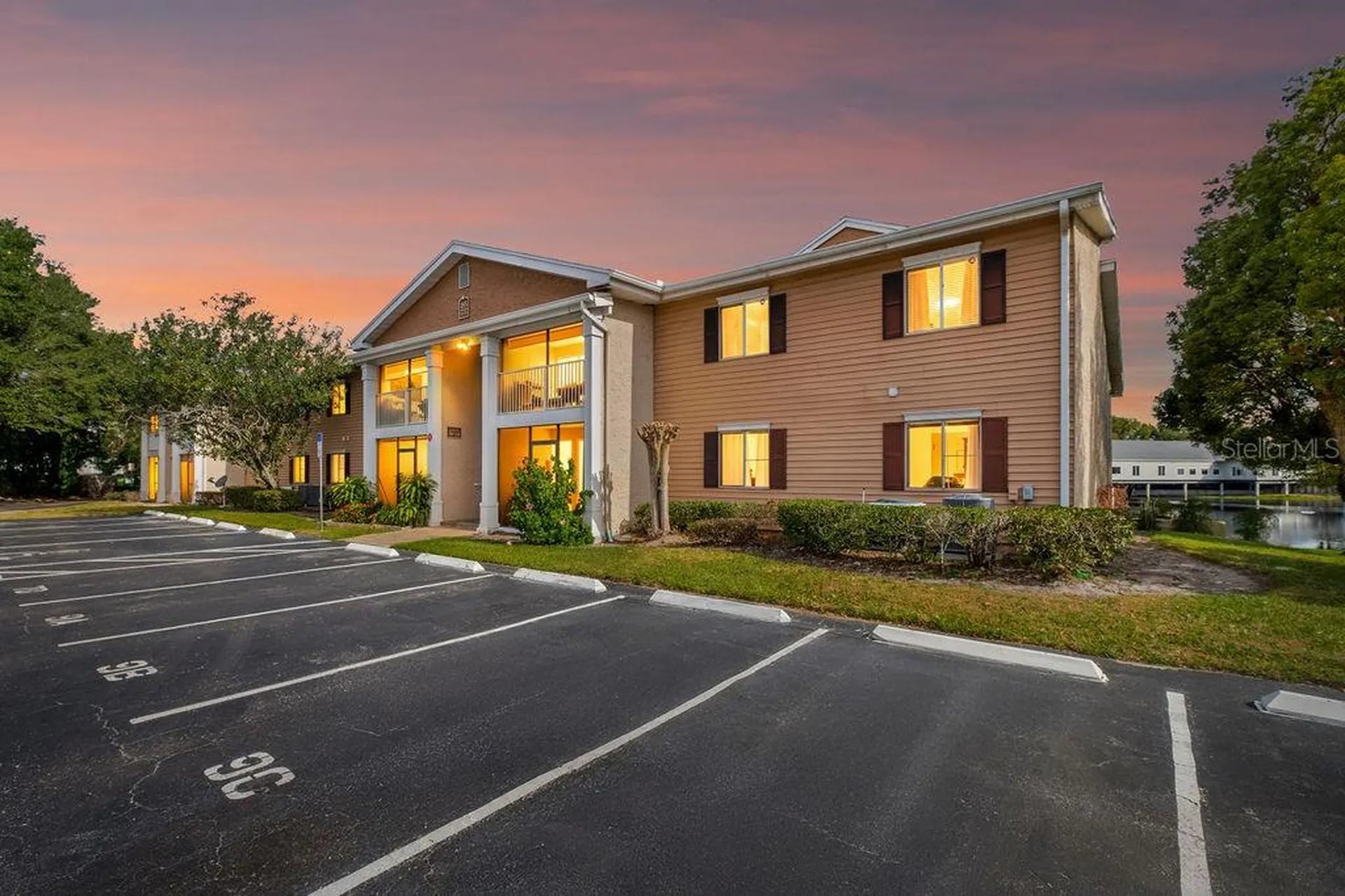 185 Pearl Lake Causeway Altamonte Springs FL 32714