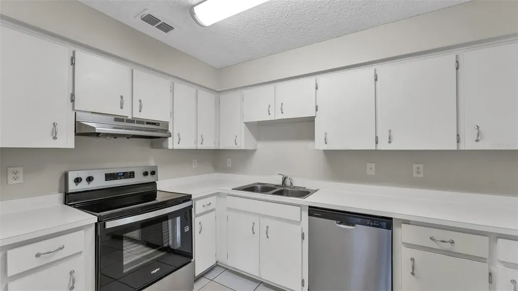 236 Village Crest Court Lakeland FL 33809