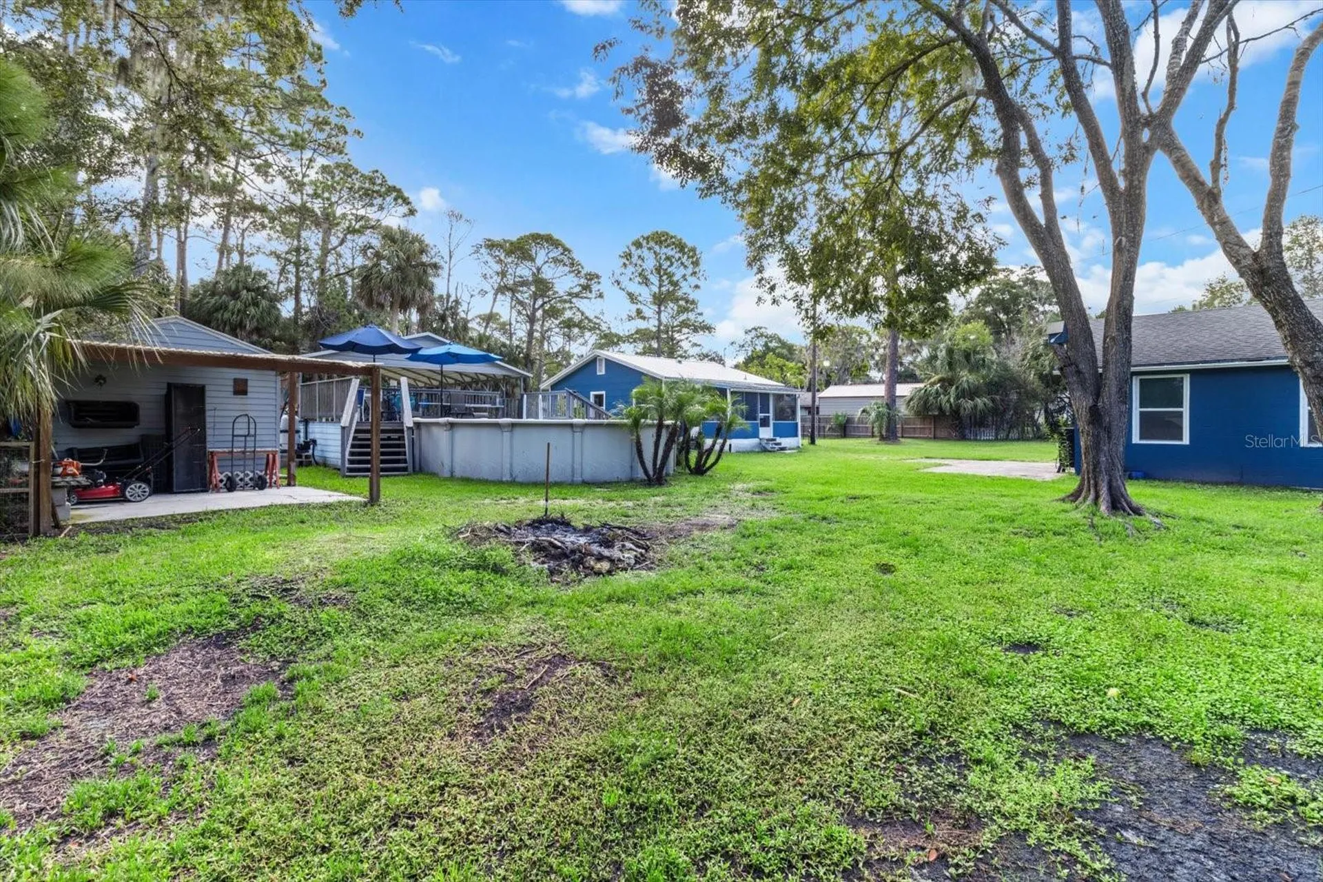 7 65th Street Yankeetown FL 34498