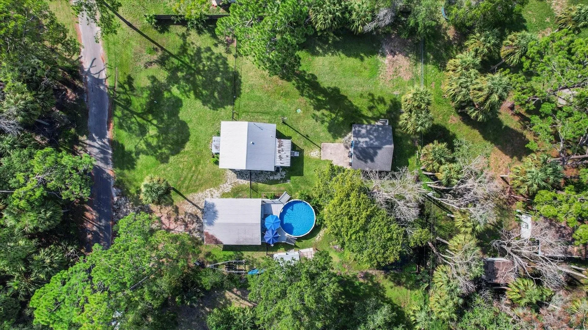 7 65th Street Yankeetown FL 34498
