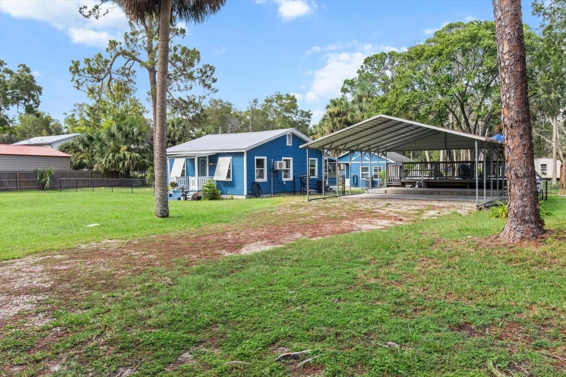 7 65th Street Yankeetown FL 34498