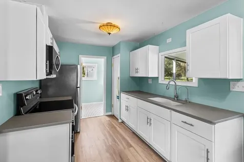 7 65th Street Yankeetown FL 34498