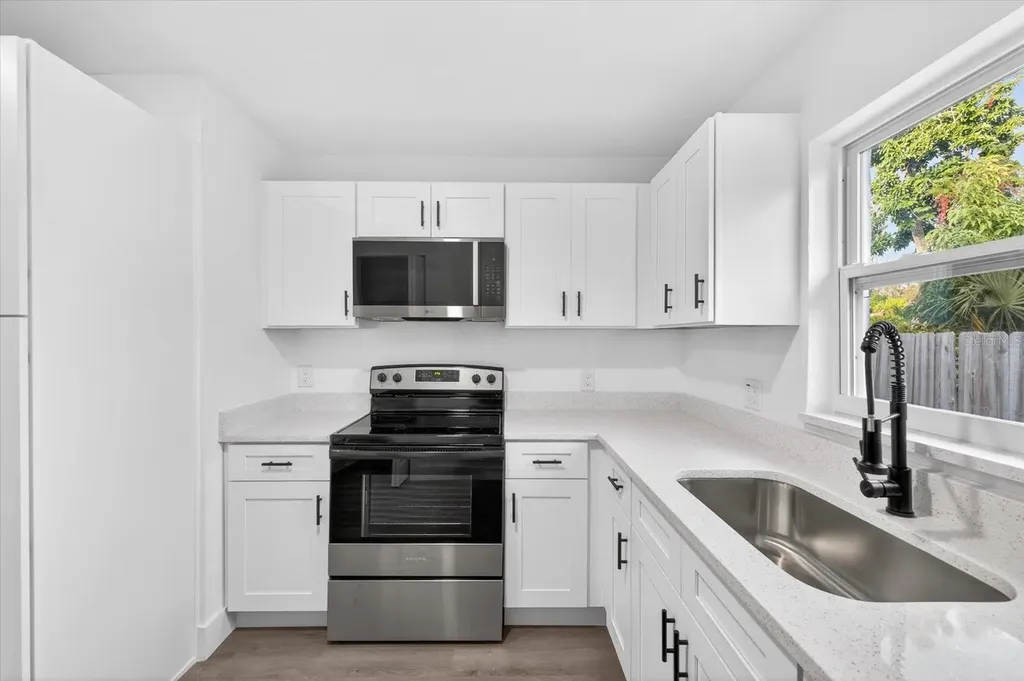 4501 16th Avenue S St Petersburg FL 33711
