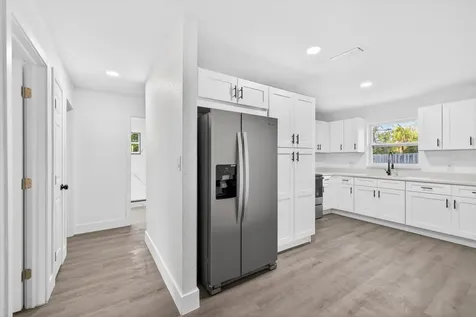 4501 16th Avenue S St Petersburg FL 33711