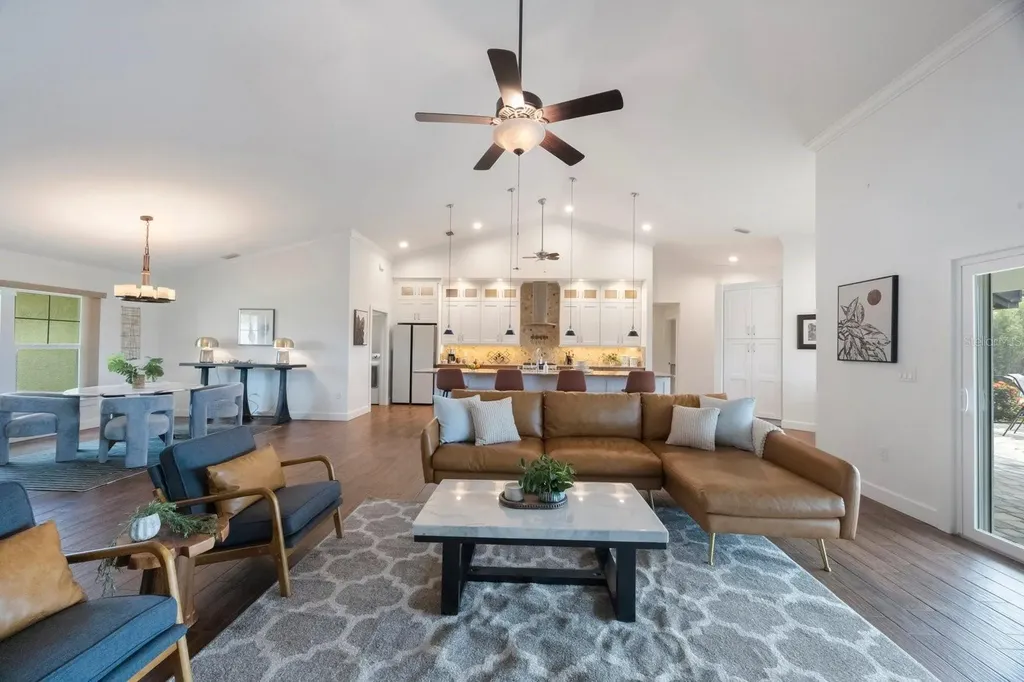 826 Christina Circle Oldsmar FL 34677