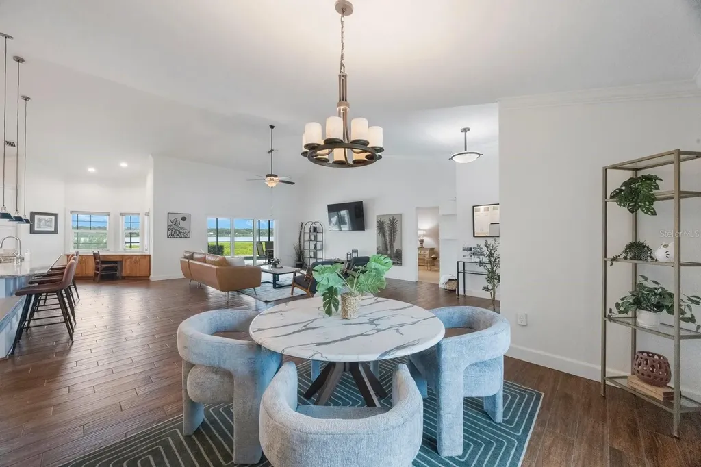826 Christina Circle Oldsmar FL 34677