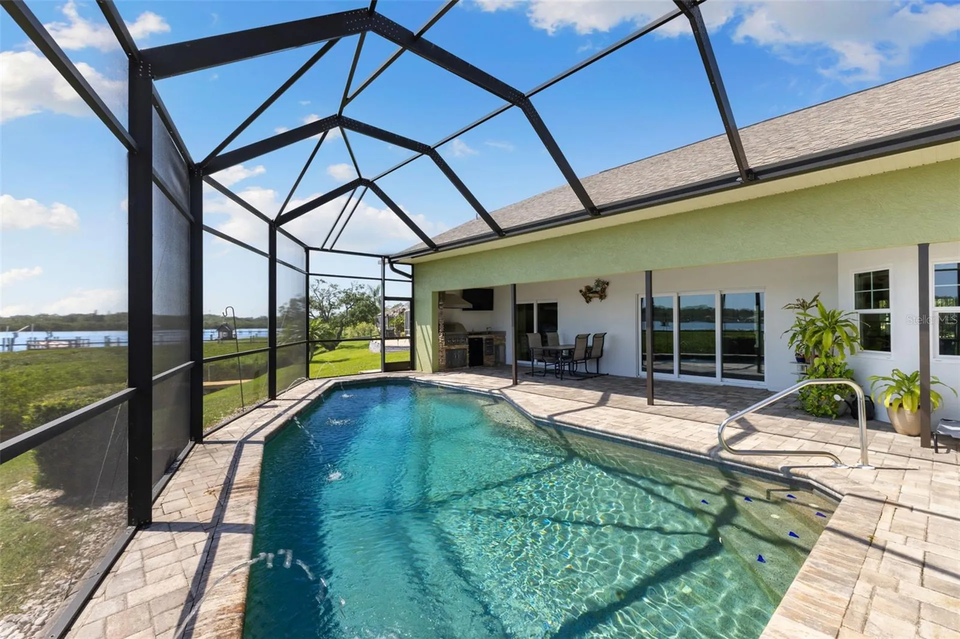 826 Christina Circle Oldsmar FL 34677