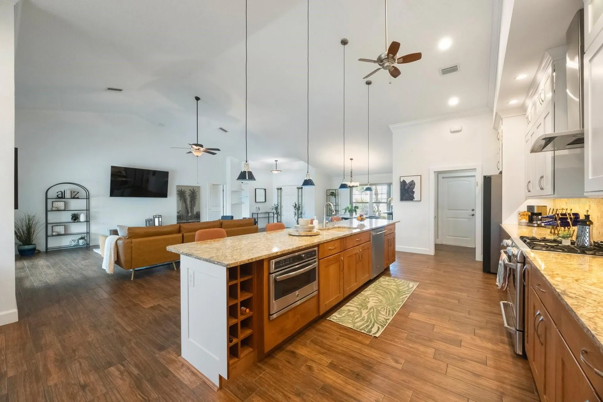 826 Christina Circle Oldsmar FL 34677