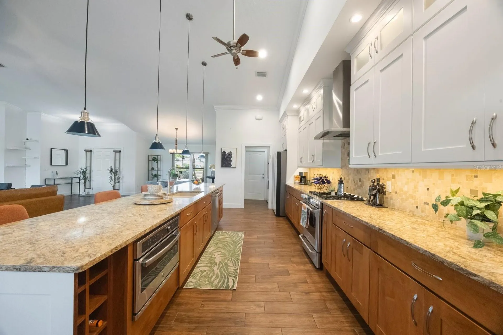 826 Christina Circle Oldsmar FL 34677