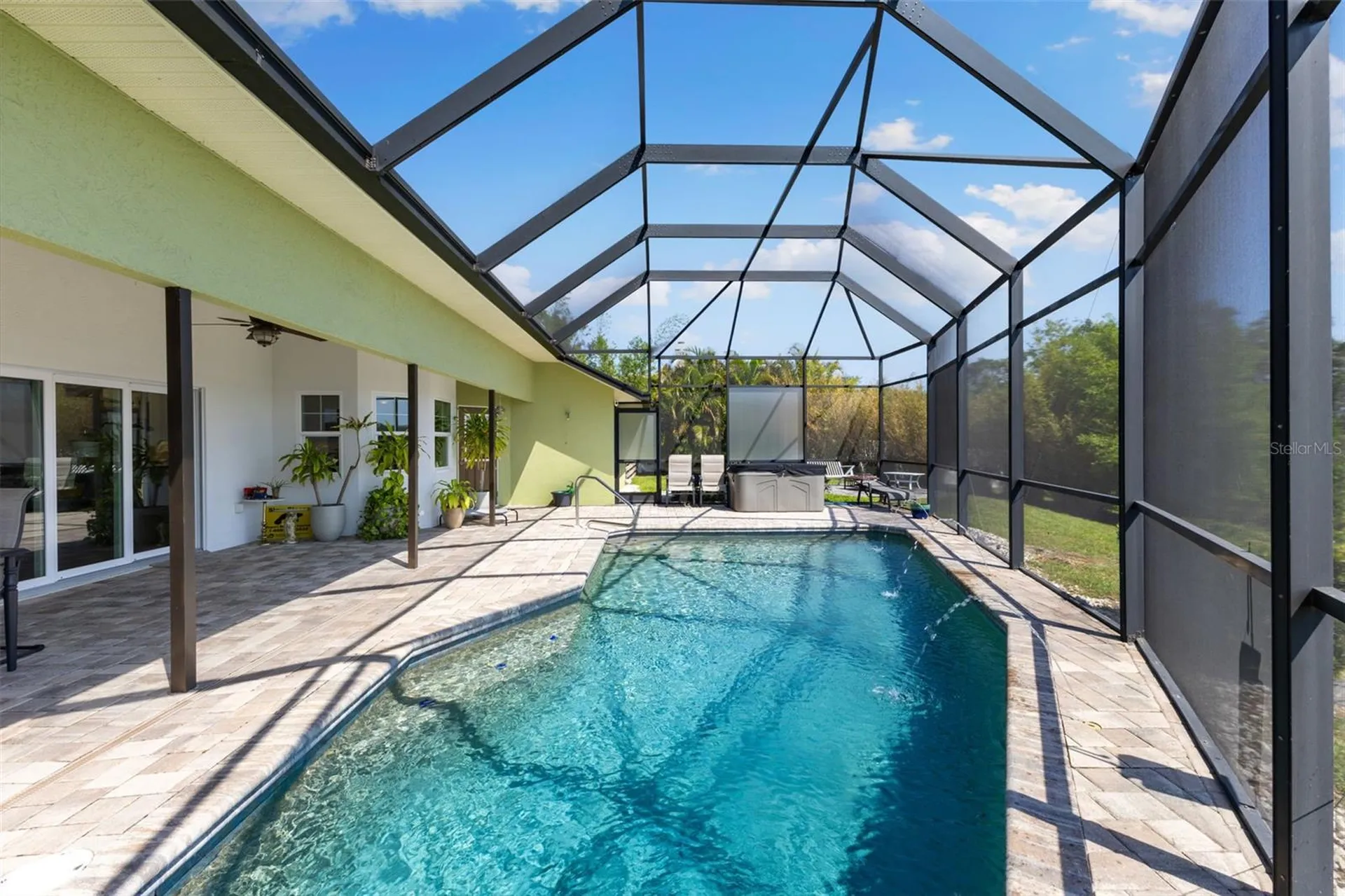 826 Christina Circle Oldsmar FL 34677