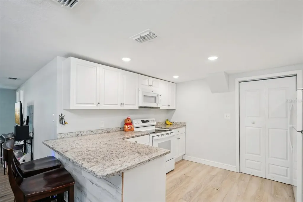 2432 NW 2nd Street Ocala FL 34475