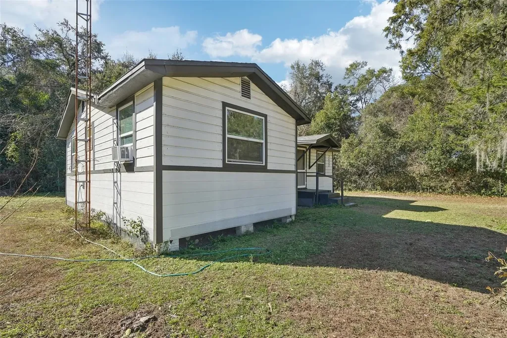 2432 NW 2nd Street Ocala FL 34475