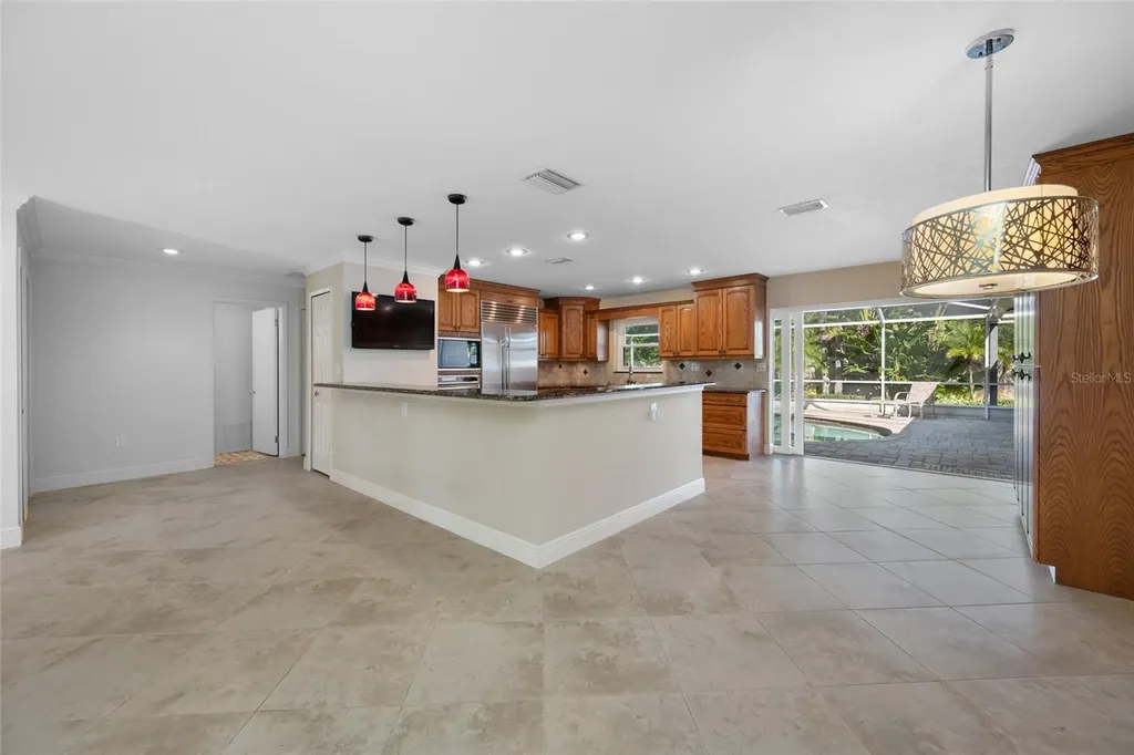 5473 97th Way N St Petersburg FL 33708