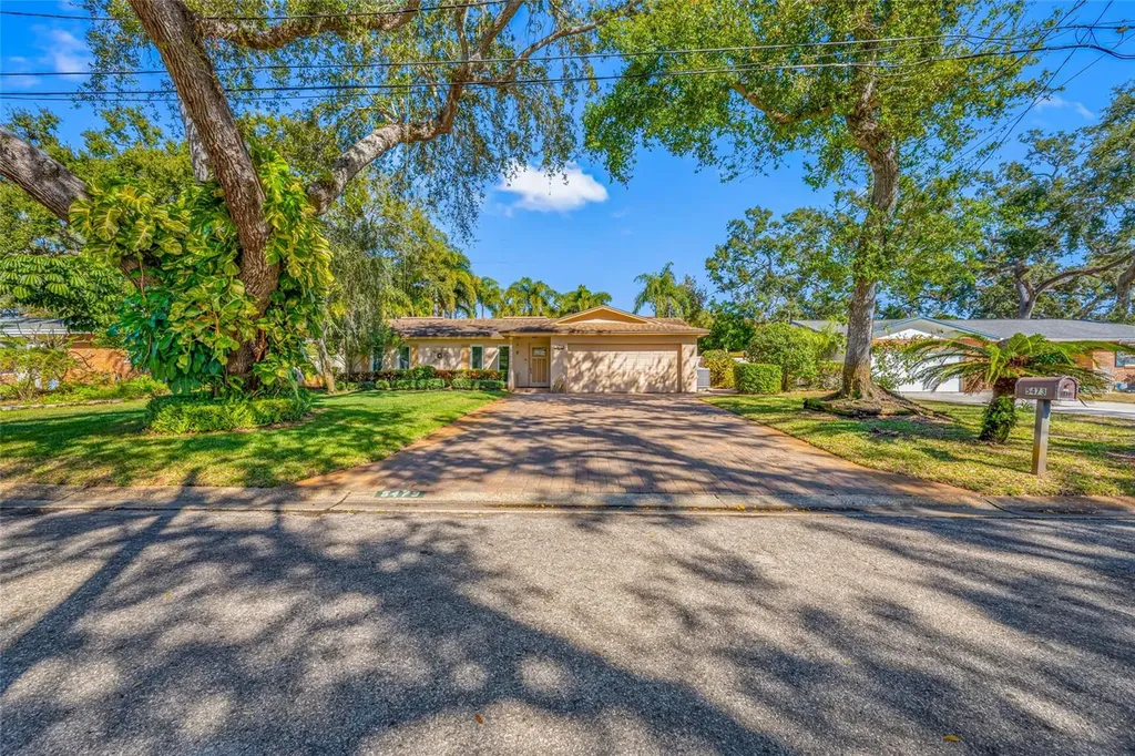 5473 97th Way N St Petersburg FL 33708