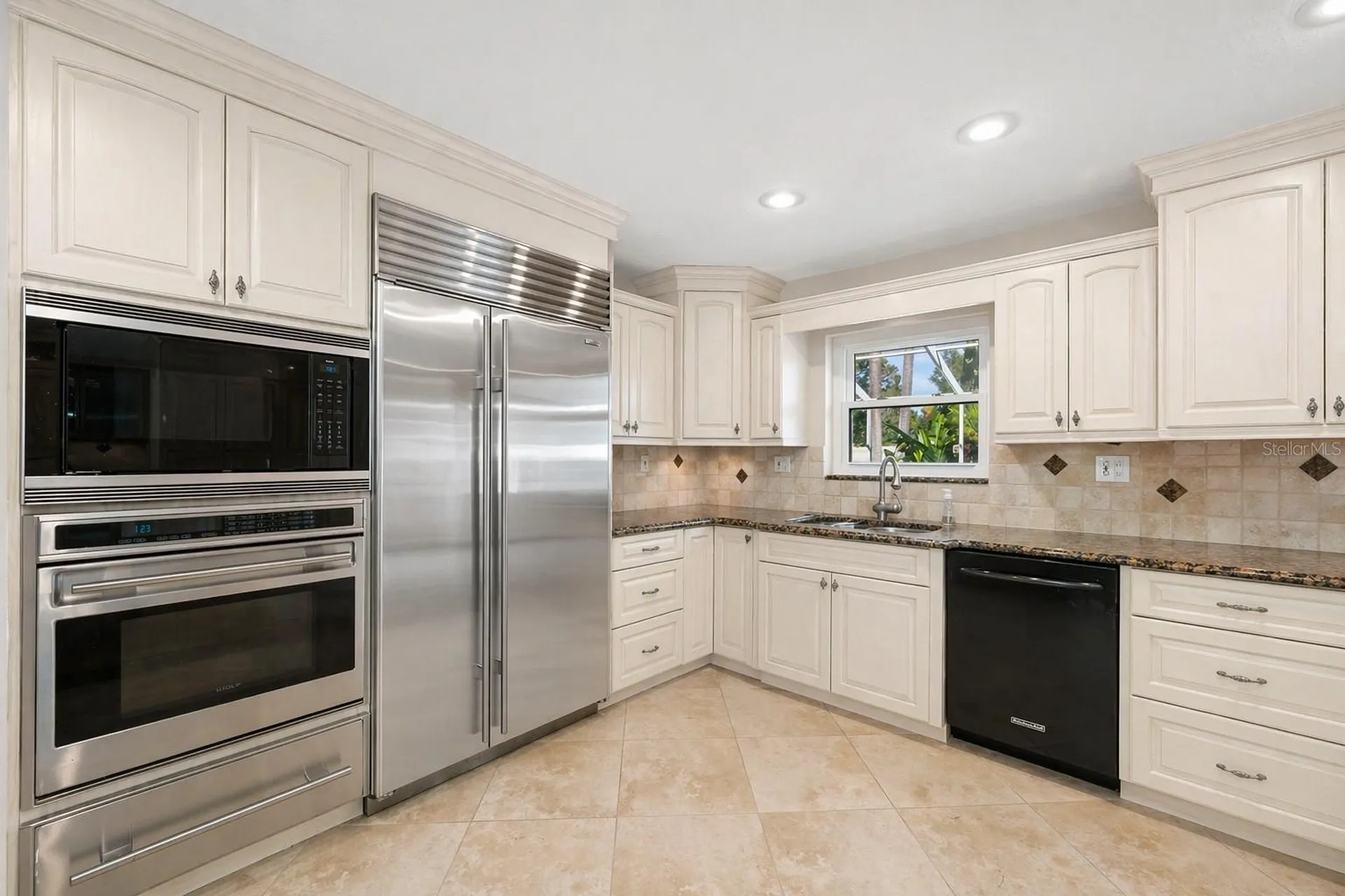 5473 97th Way N St Petersburg FL 33708