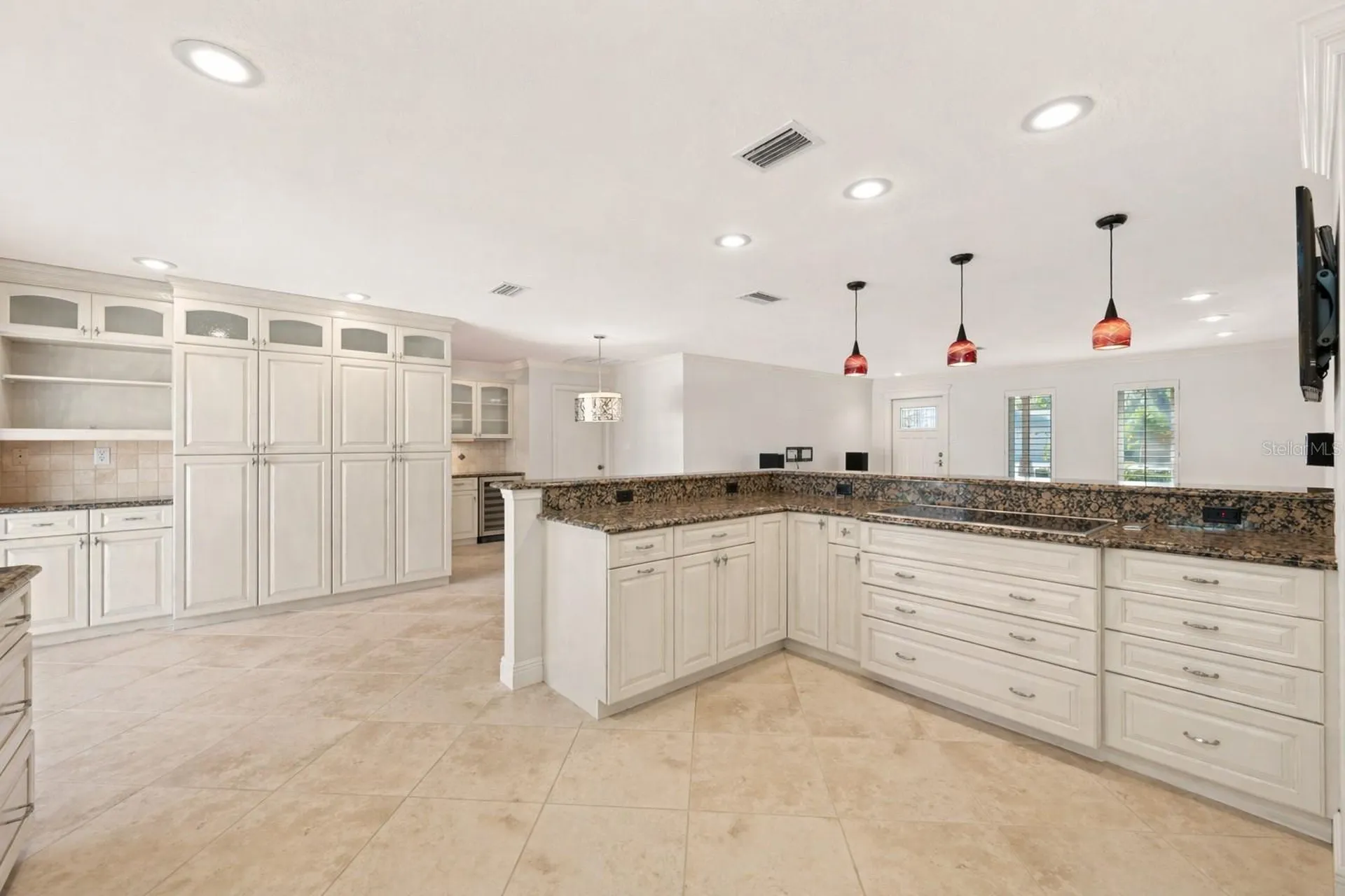 5473 97th Way N St Petersburg FL 33708