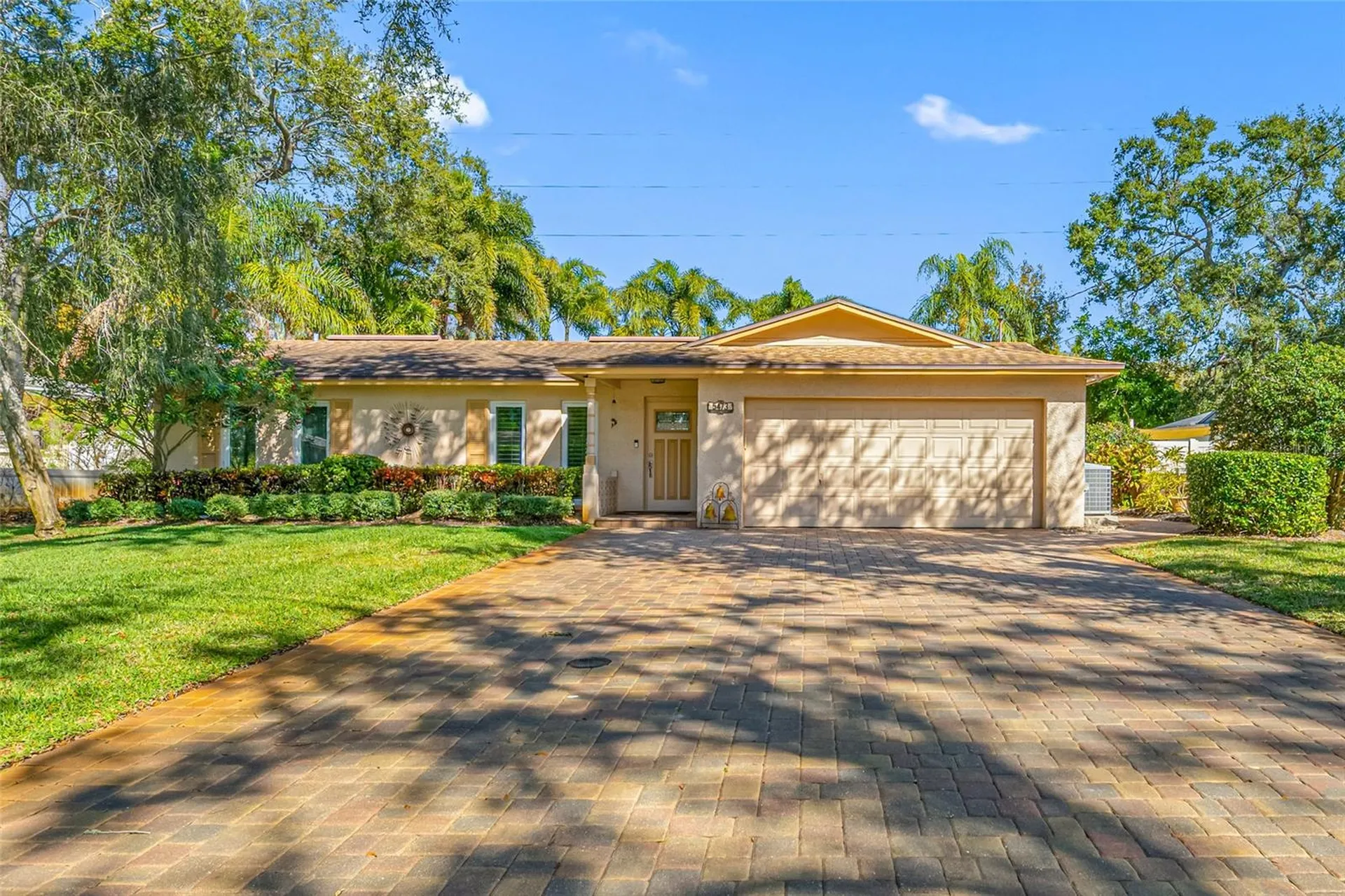 5473 97th Way N St Petersburg FL 33708