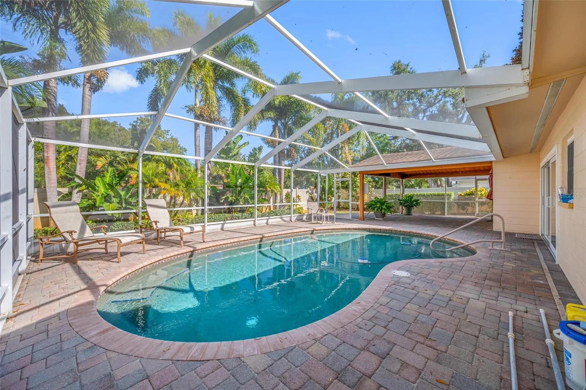 5473 97th Way N St Petersburg FL 33708