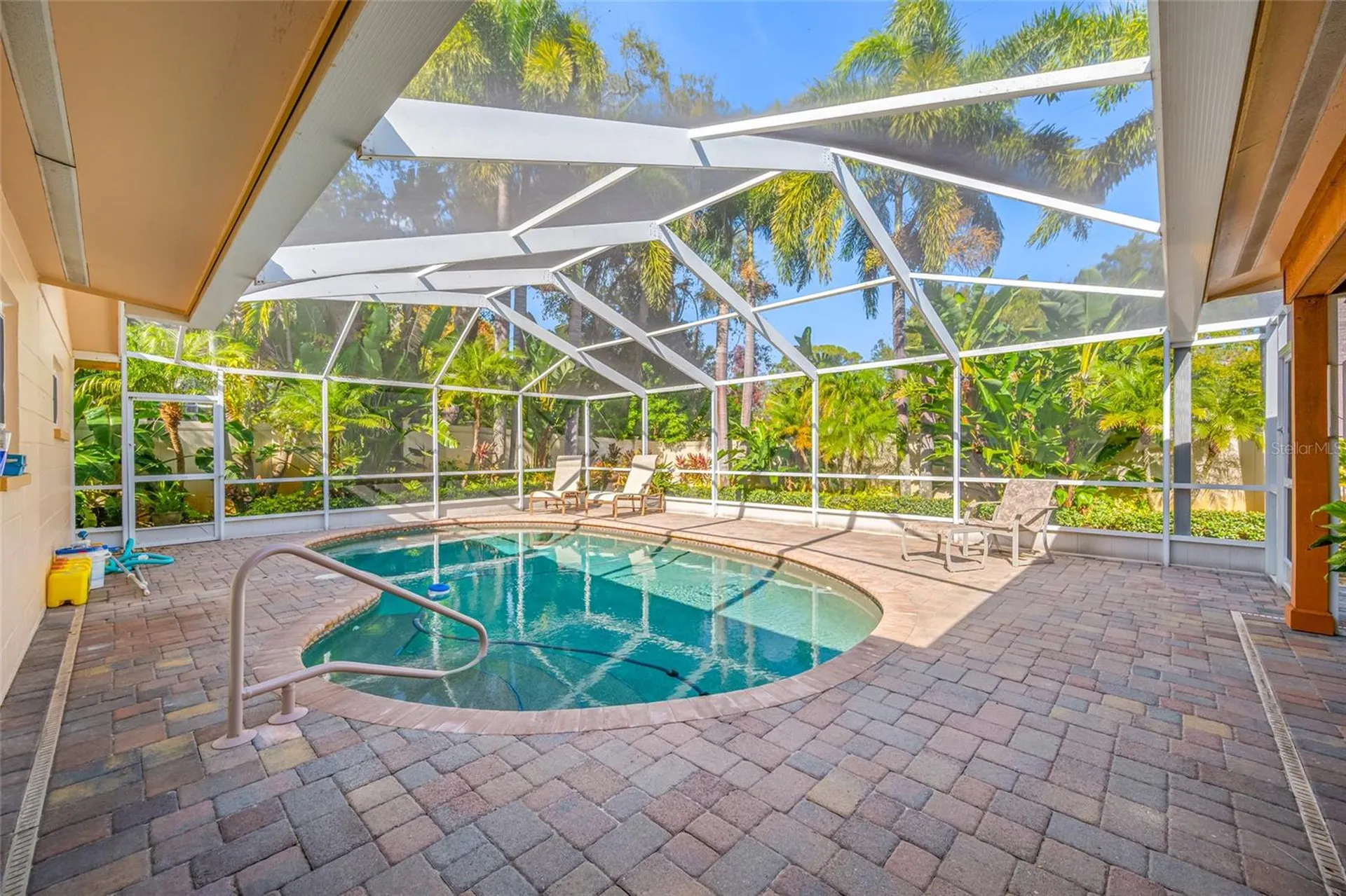 5473 97th Way N St Petersburg FL 33708