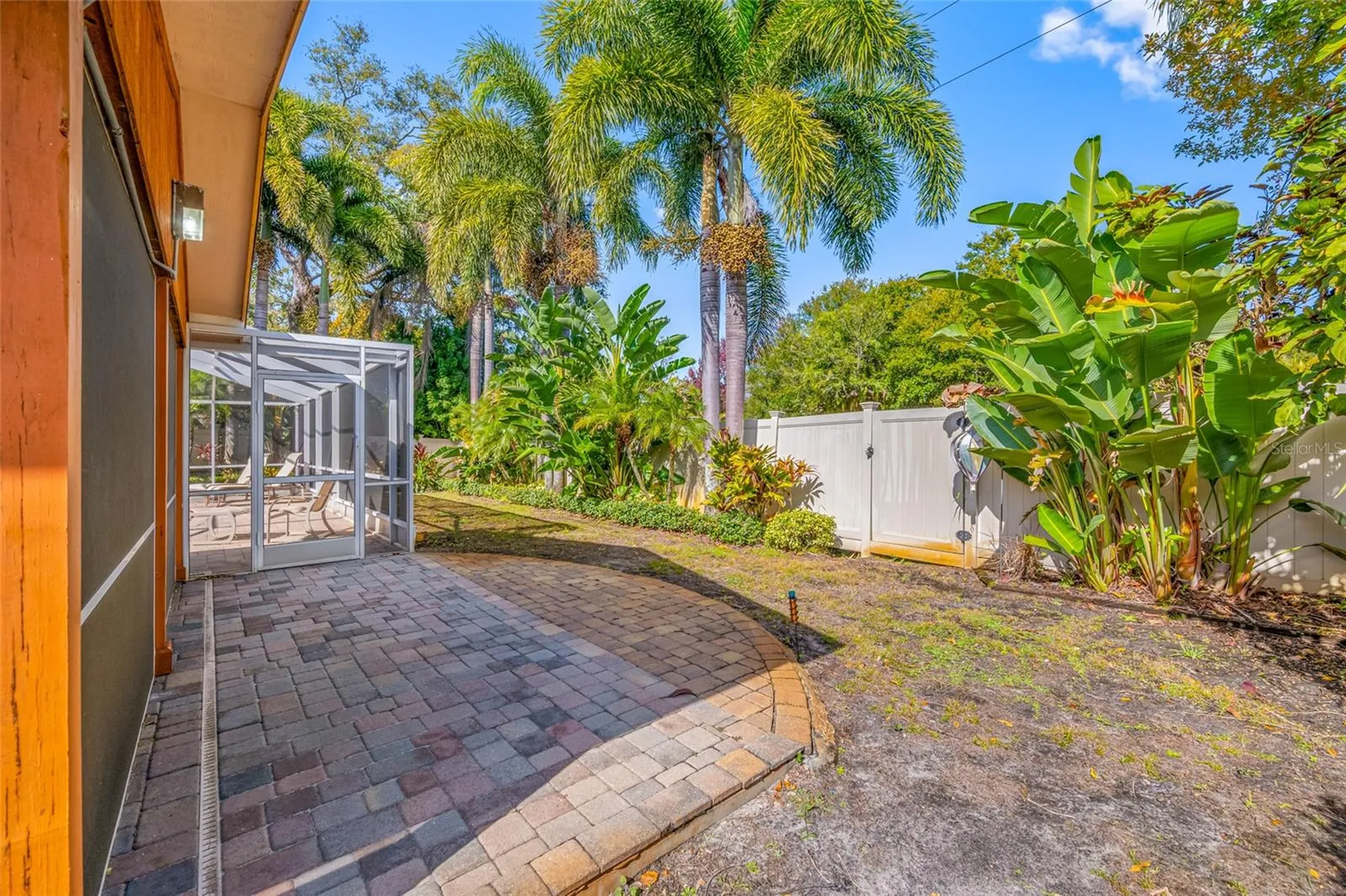 5473 97th Way N St Petersburg FL 33708