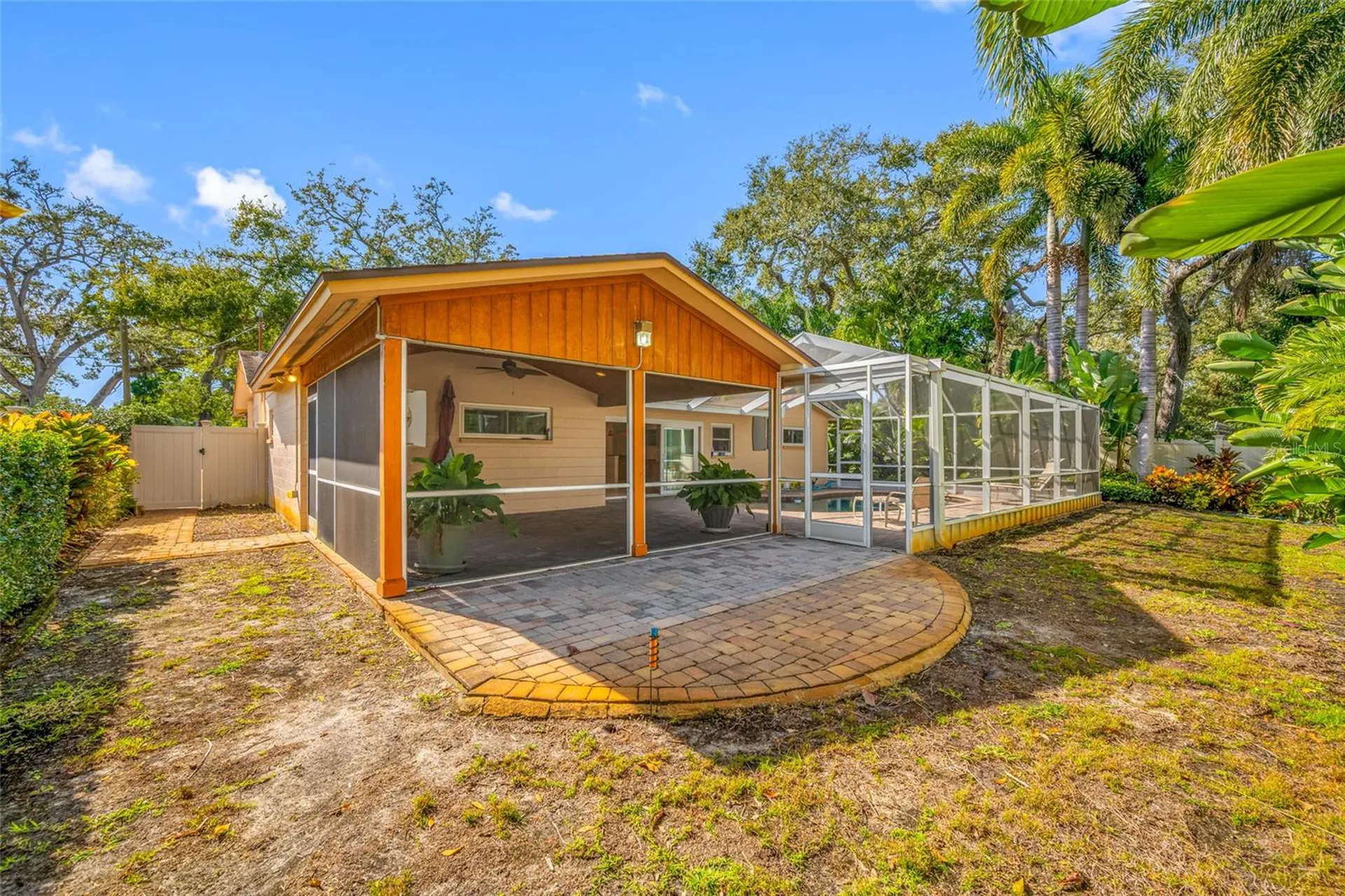 5473 97th Way N St Petersburg FL 33708