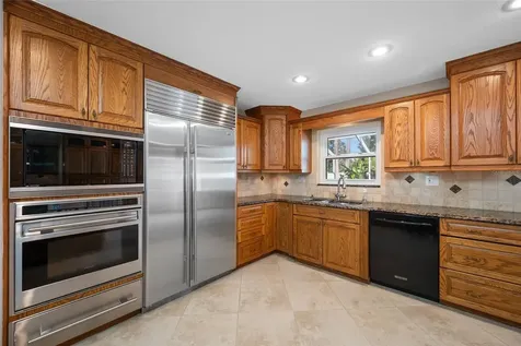 5473 97th Way N St Petersburg FL 33708