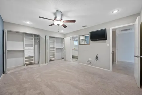 5473 97th Way N St Petersburg FL 33708