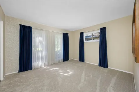 5473 97th Way N St Petersburg FL 33708