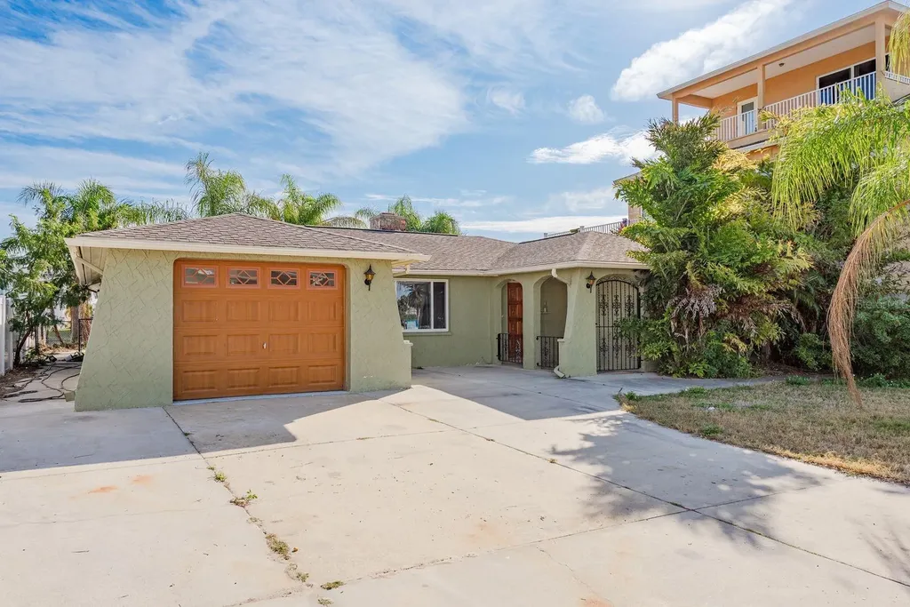 13816 Celida Avenue Hudson FL 34667