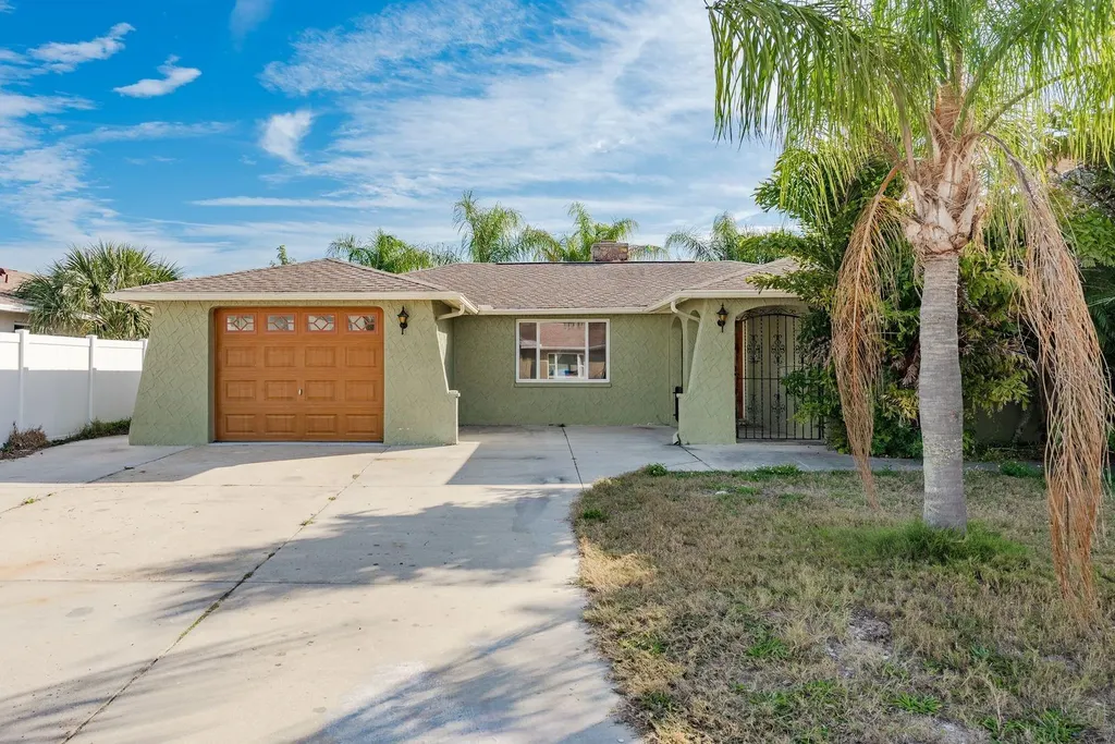 13816 Celida Avenue Hudson FL 34667