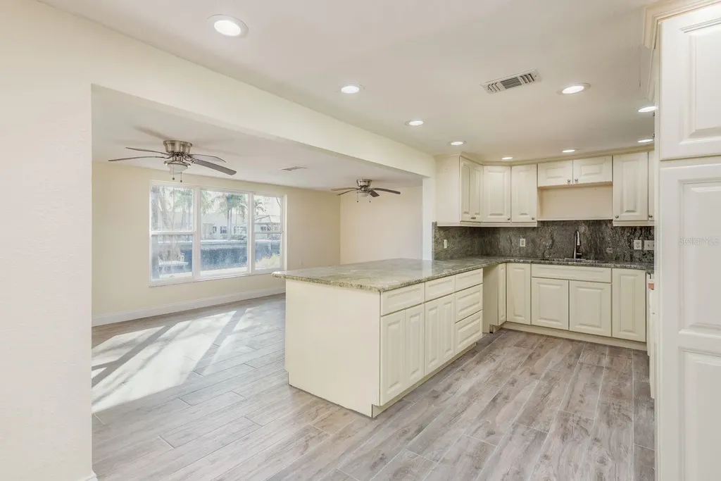 13816 Celida Avenue Hudson FL 34667