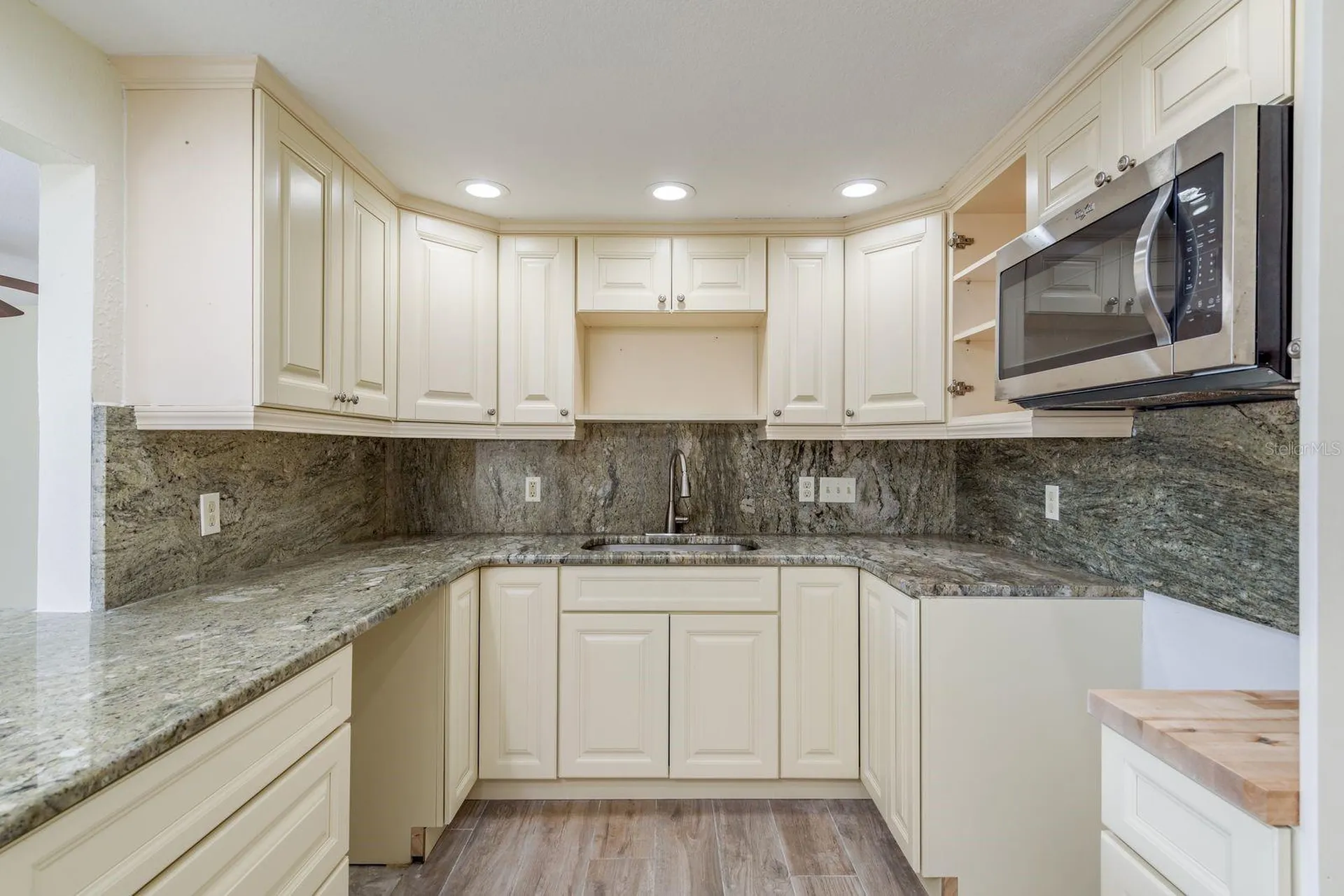 13816 Celida Avenue Hudson FL 34667