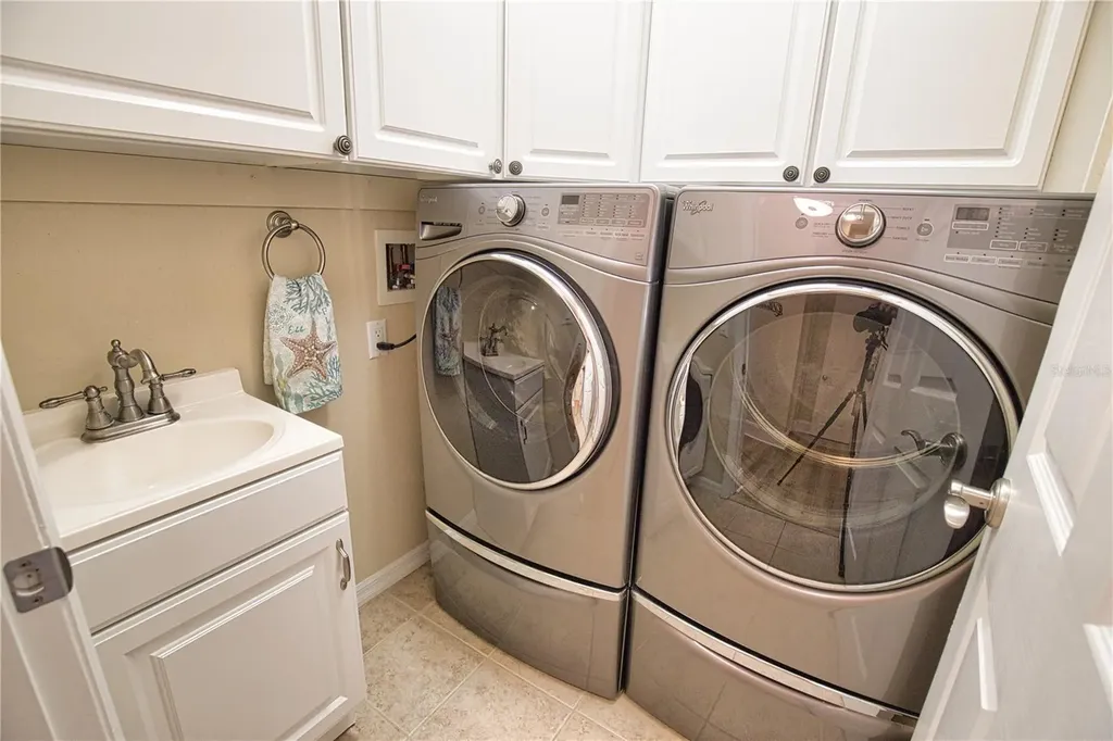 1116 S Mccall Road Englewood FL 34223