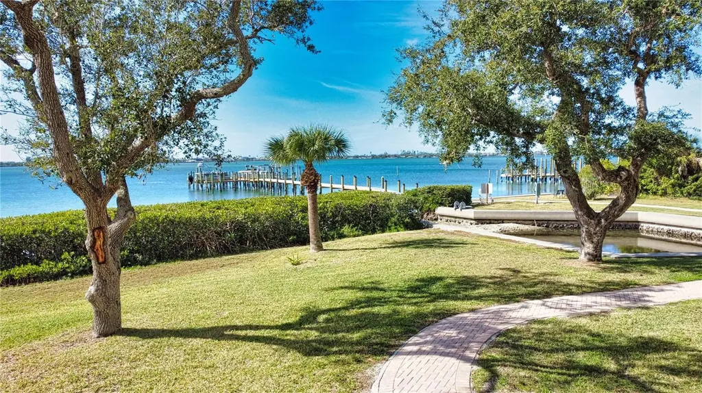 1116 S Mccall Road Englewood FL 34223