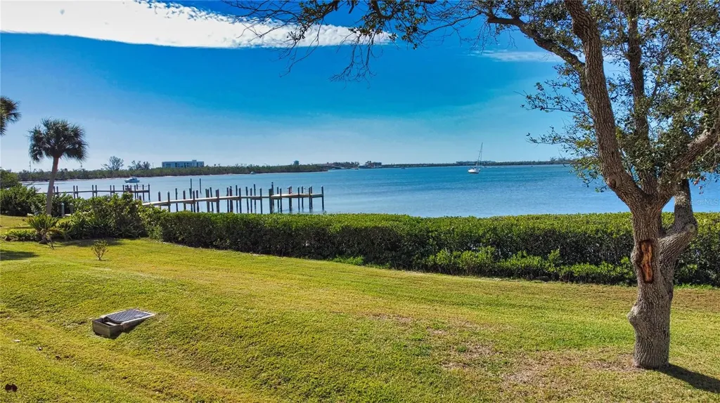 1116 S Mccall Road Englewood FL 34223