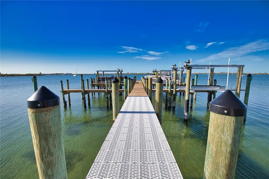 1116 S Mccall Road Englewood FL 34223